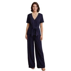 Vintage Donna Morgan evening pantsuit. Navy crepe fabric; palazzo pants. Size 12